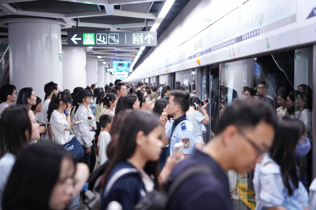 道伊尔高尔夫锦标赛第三轮单独领跑