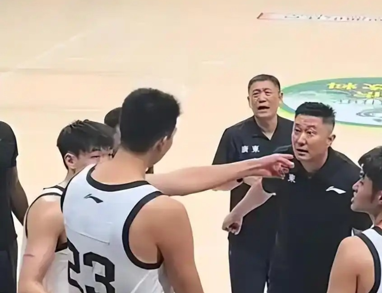 国王交易得拉文 大概率留队