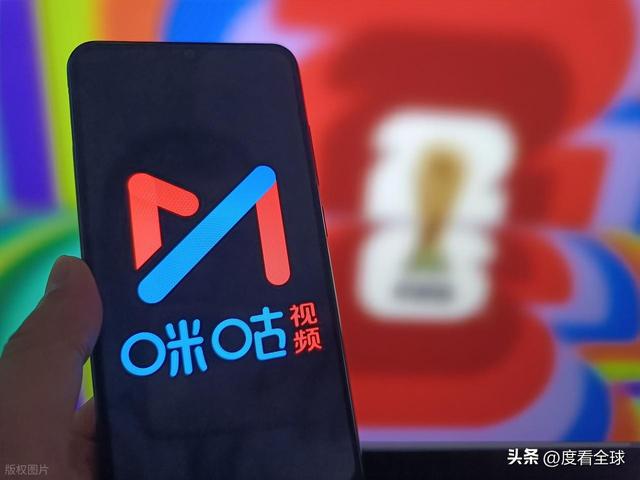 德约已在温网男单豪取105胜，追平费德勒并列公开赛时代第一