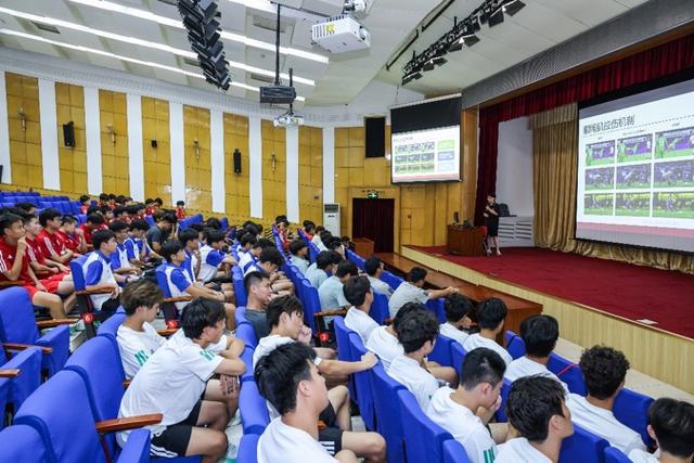 美网资格赛首轮两场金花德比开道,郑钦文上签被称进正赛无悬念